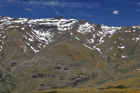 Interfluve photographs: more photo examples: pictures of interfluves. Geography Photographs.